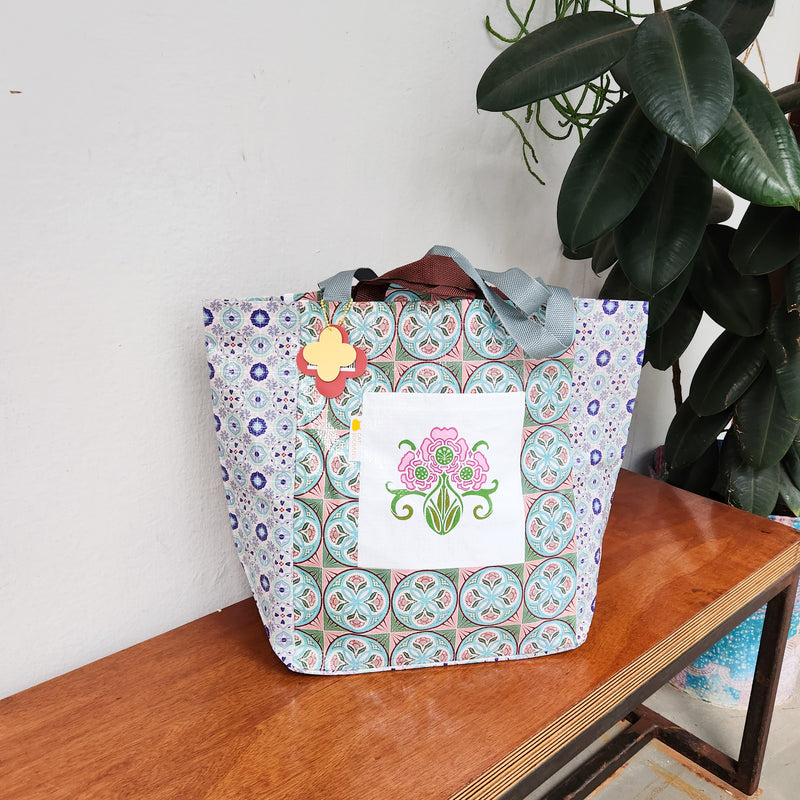 Peranakan Tile Printed Beach Bag - Circle flower