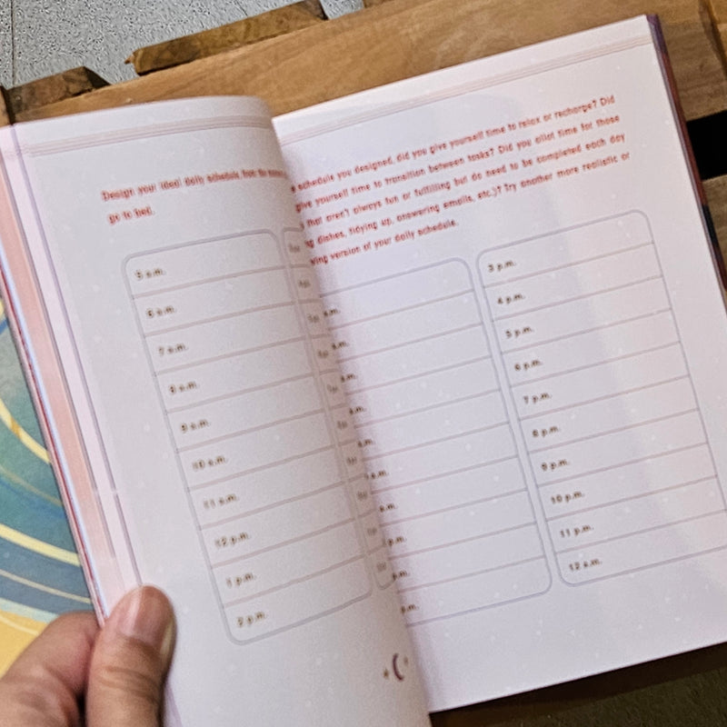 Surviving Your Saturn Return: A Guided Journal to Help You Thrive in Your Cosmic Coming-of-Age
