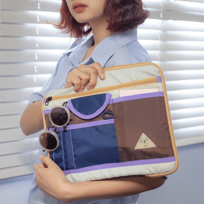 All-in-one iPad Clutch