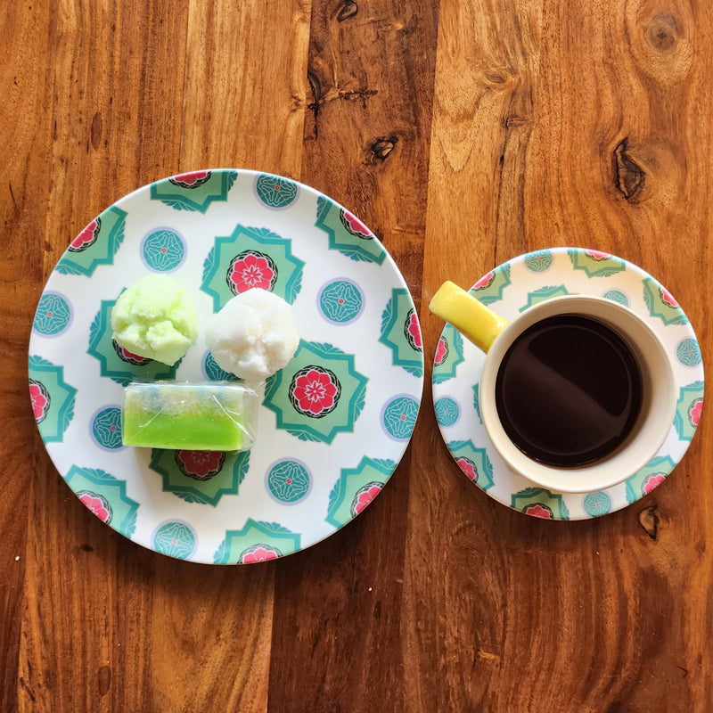 Peranakan Tile Bamboo Plate - Green Torus Red flower