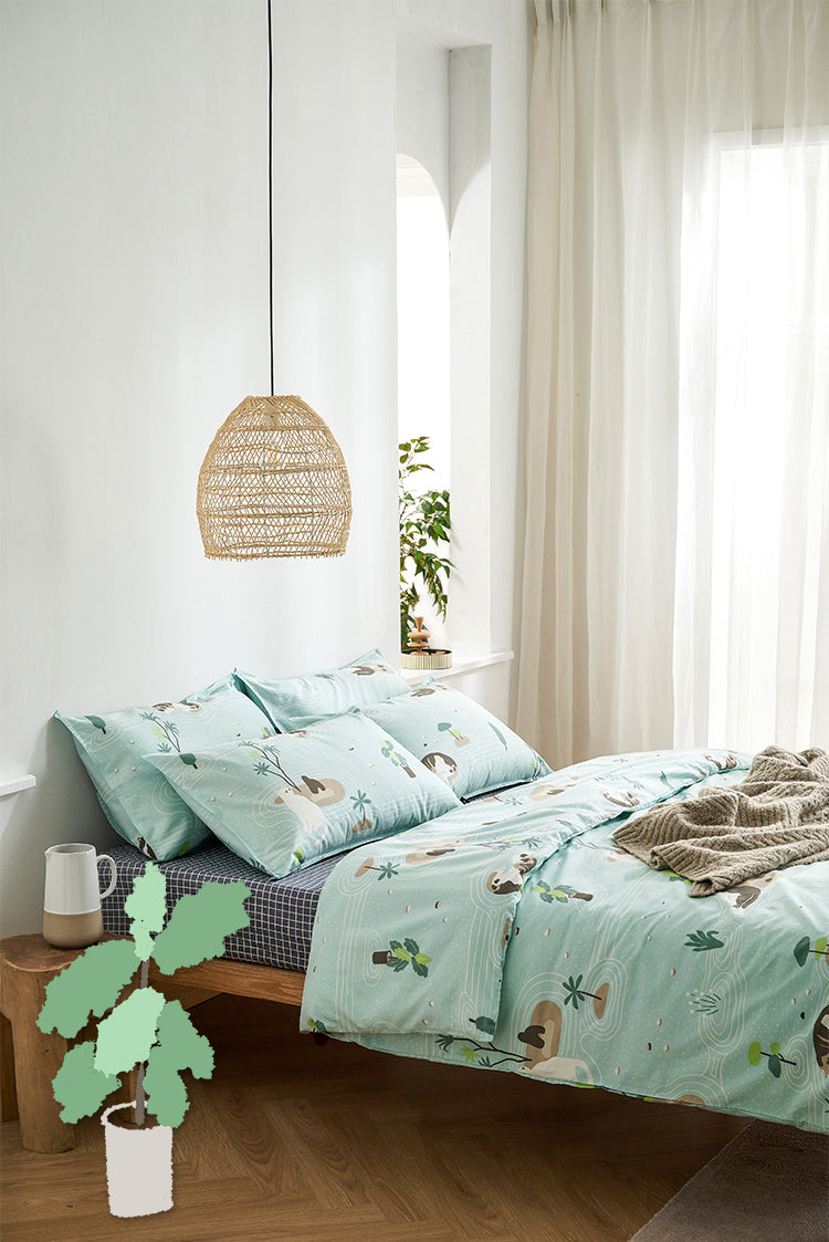 Greenery Isle Kitty Bedding Set