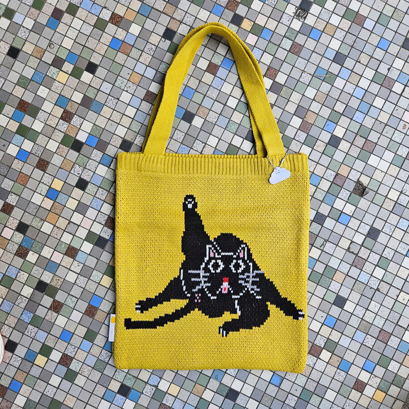 Knitted Tote Bag Grooming Cat