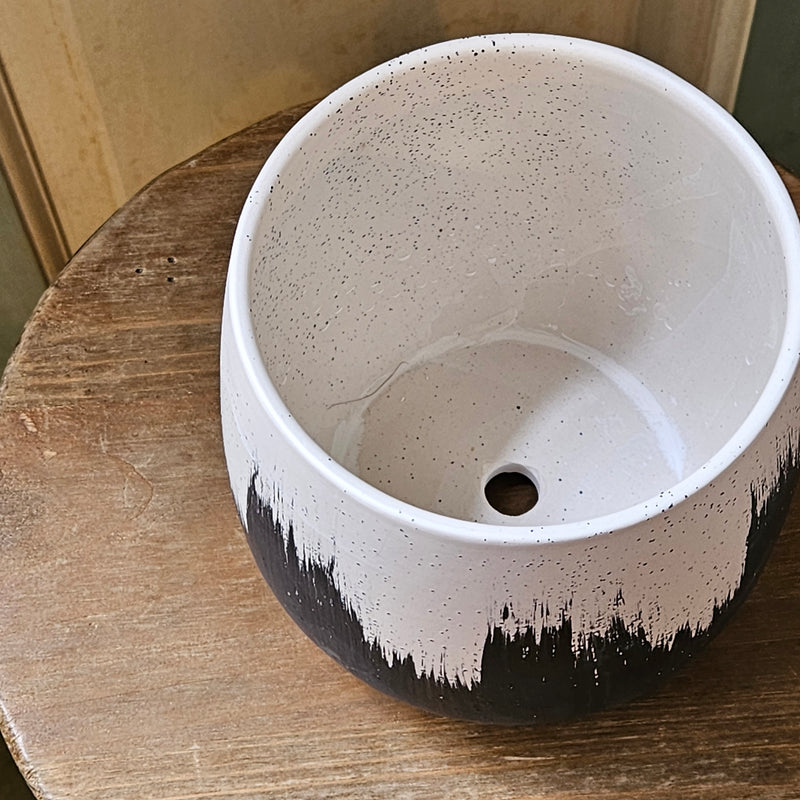Ceramic Pot with black rising flame drawing