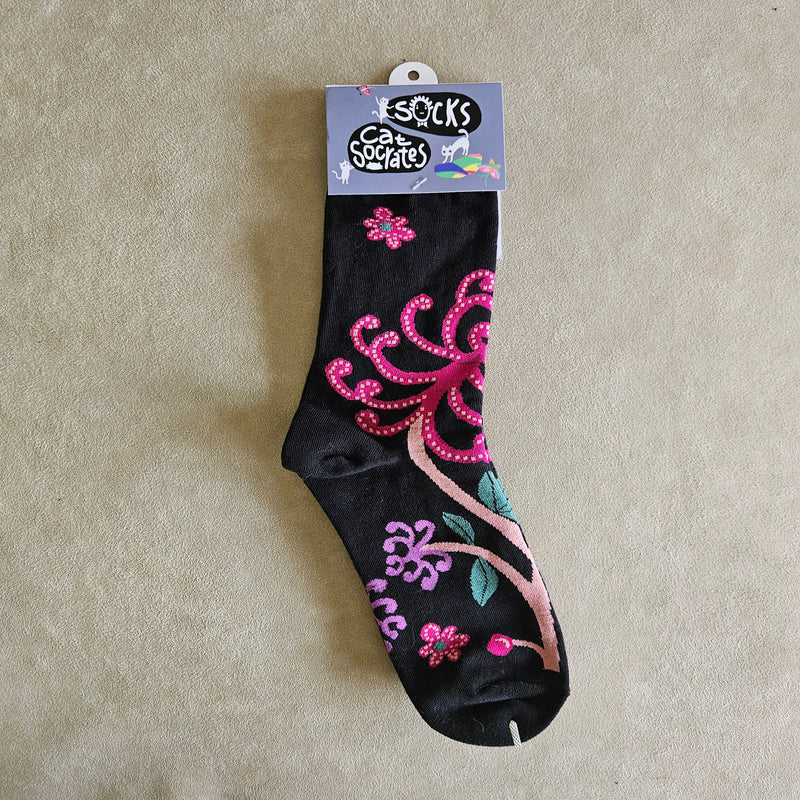 Batik & Kitty Series Socks - Pink Flora Motif