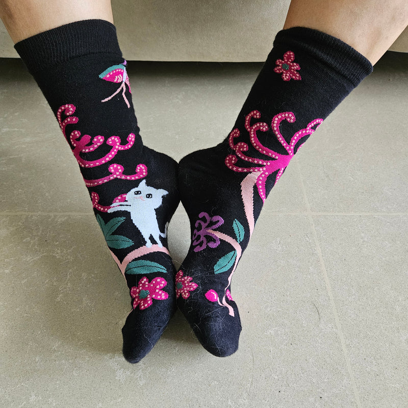 Batik & Kitty Series Socks - Pink Flora Motif