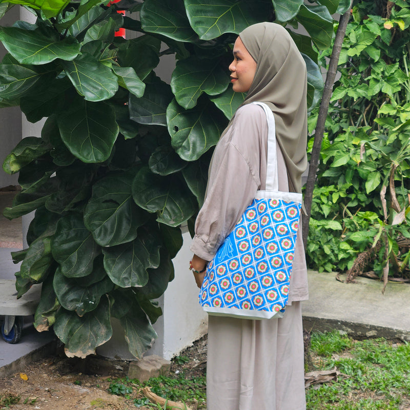 Peranakan Tote Bag - Blue