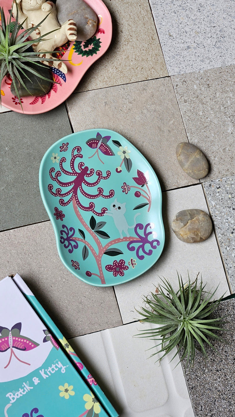 (Pre-order) Batik & Kitty Ceramic Plate - Purple Flora Motif