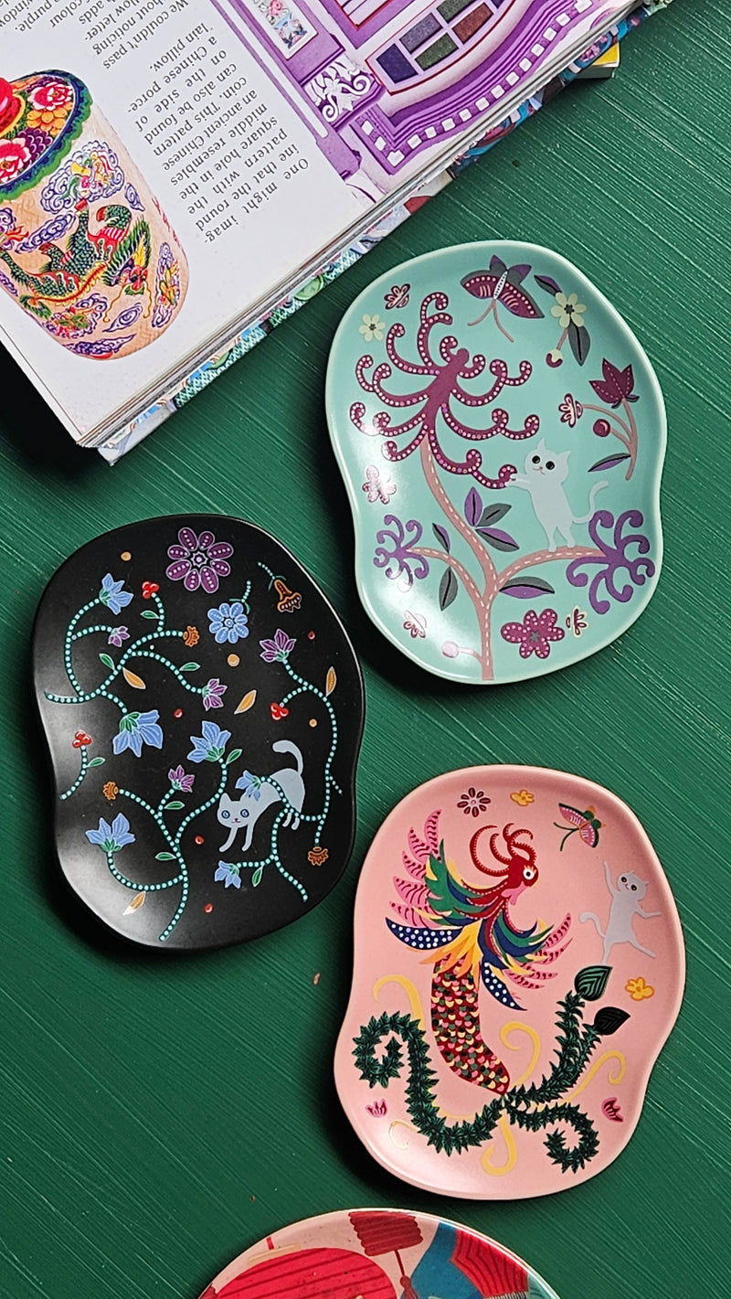 (Pre-order) Batik & Kitty Ceramic Plate - Purple Flora Motif