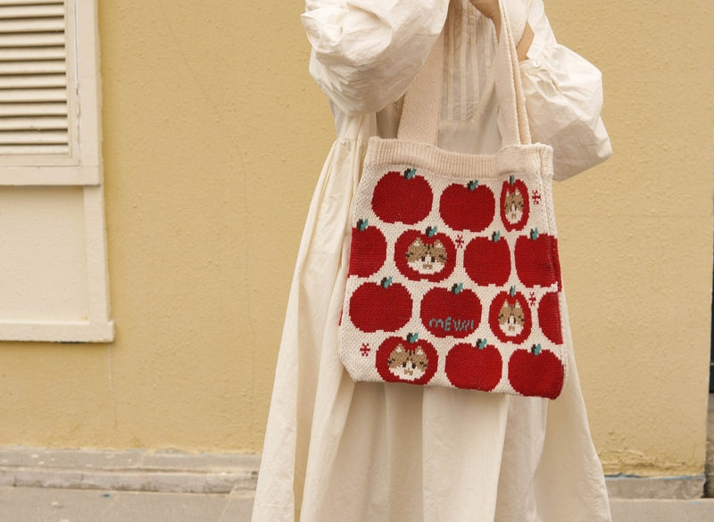 Apple of my eye Knitted Tote bag