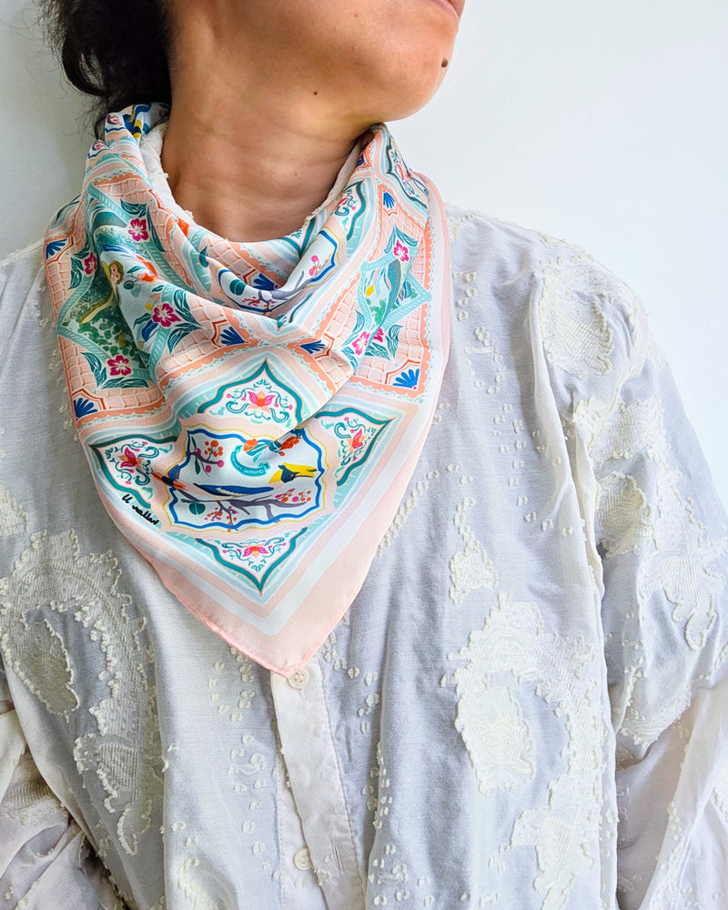 Wildlife in Singapore Scarf - pink