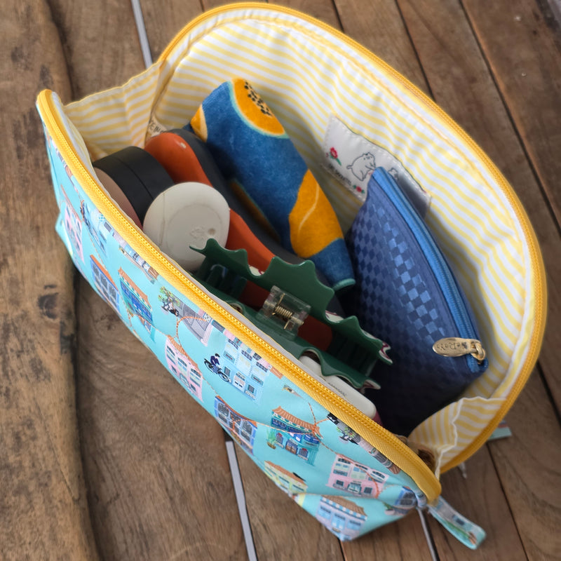 Peranakan Shophouse Quilted Make Up Pouch