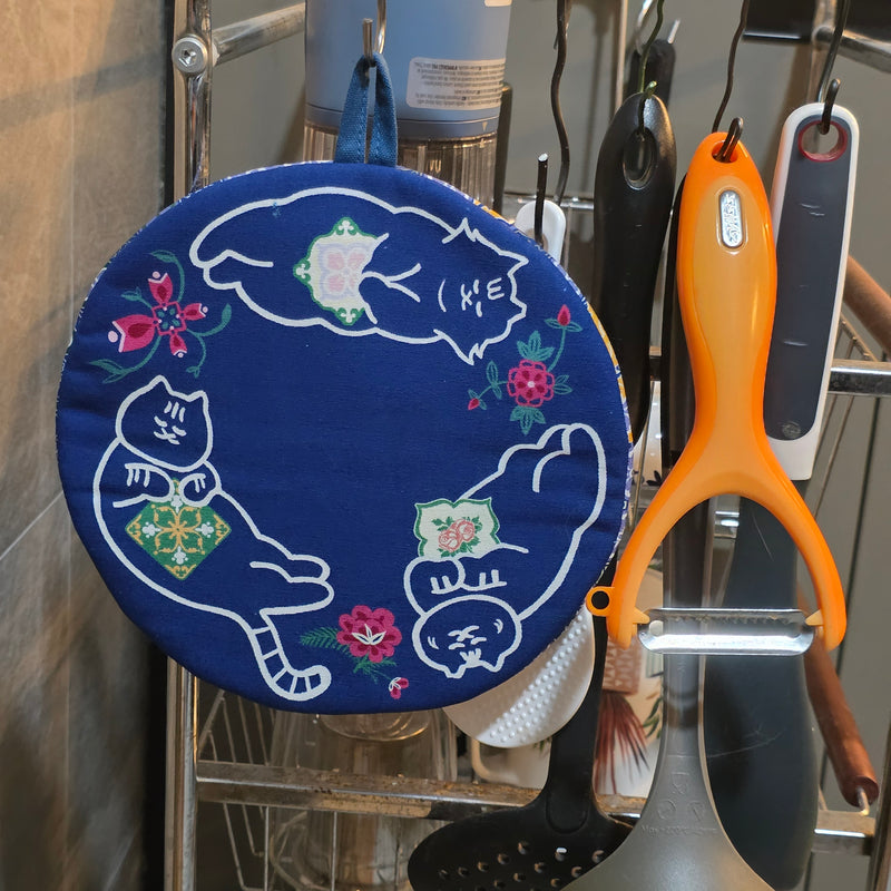 Kitty & Peranakan Flowers Pot holder