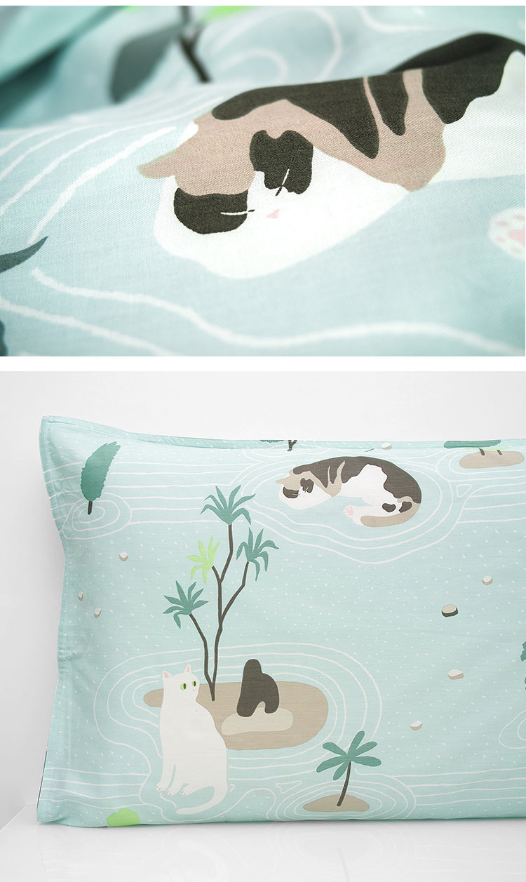 Greenery Isle Kitty Bedding Set